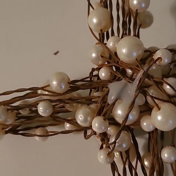 Elegant Pearl-Embellished Wire Cross Ornament - Picture 9 of 12